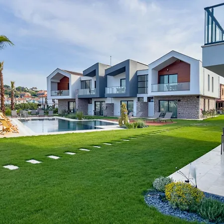 شقة Elegant 2-br With Pool And Sea Access G-4 55 Ayvalı
