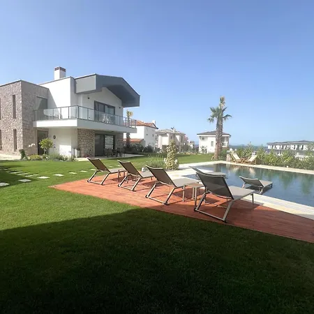 Elegant 2-br With Pool And Sea Access G-4 55 شقة *